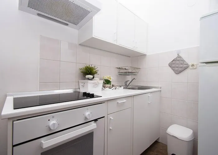 Meri With Sea View *